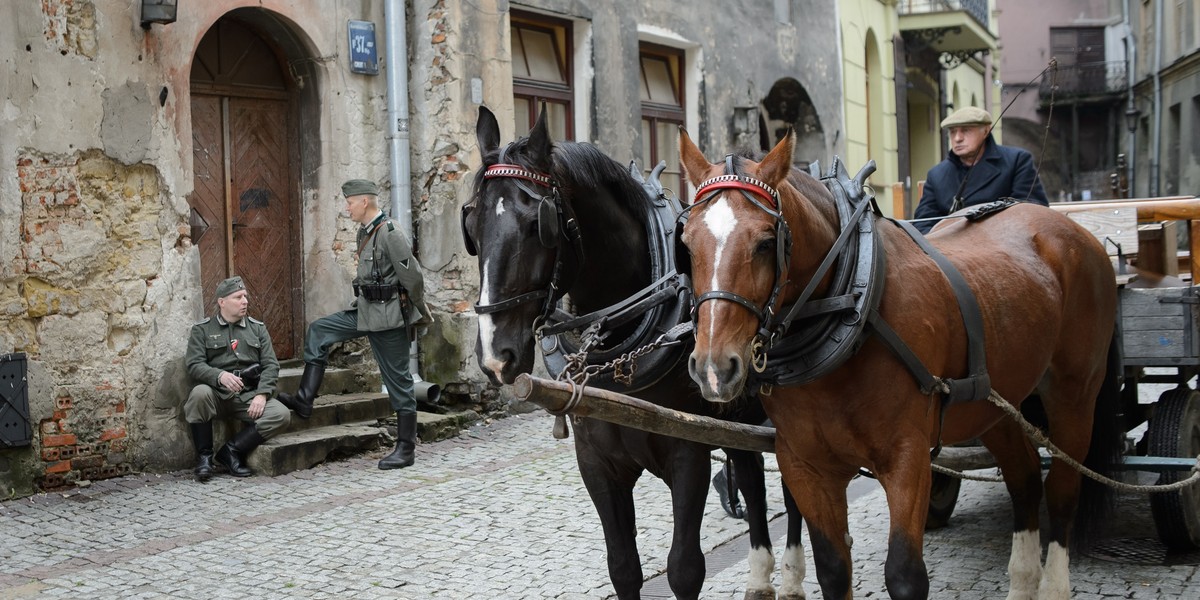 Akcje Dywersyjne W Kamieniach Na Szaniec Zdjęcia do filmu "Kamienie na szaniec" w Lublinie - Wiadomości