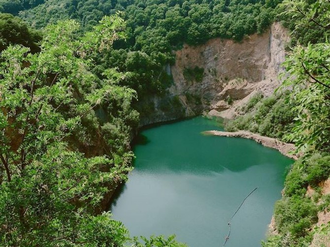 Ledinačko jezero