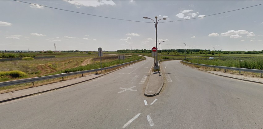 Nedostatak saobraćajne signalizacije na Petlji Surčin