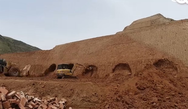 Čovek kupio planinu