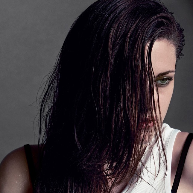 Kristen Stewart csapzott, unott, de dögös