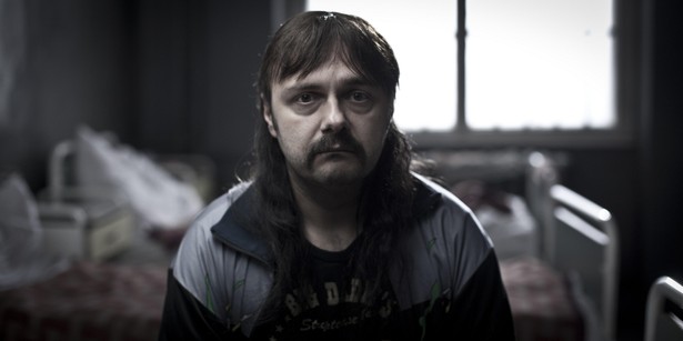 Po weekendzie otwarcia najnowszy film twórcy „Drogówki” Wojciecha Smarzowskiego „Pod Mocnym Aniołem” ma już ponad 254 tys. widzów.