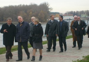 110111_vojfilm2-mbasador-rusije-u-apatinuap