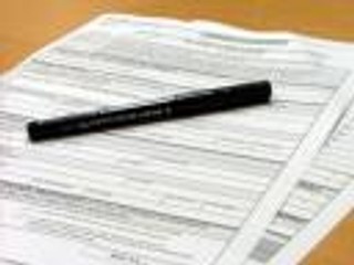 CBOS: 57 proc. Polaków samodzielnie rozliczyło się z fiskusem