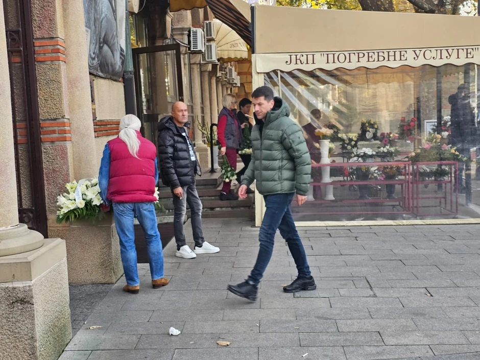 Poznati na sahrani Žarku Lauševiću