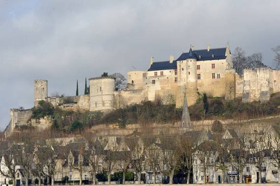 Zamek Chinon (fot. Franck Badaire, udostępniono na licencji Creative Commons Attribution-Share Alike 3.0 Unported)