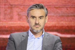 Wiceminister sprawiedliwości pojechał na wakacje służbowym autem. Jest dymisja