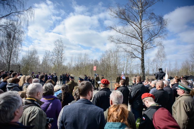 Uroczystości w miejscu katastrofy samolotu prezydenckiego Tu-154M w Smoleńsku