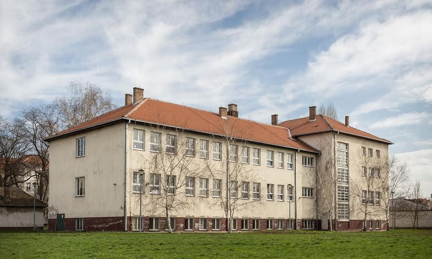 OŠ "Radivoj Popović" u Zemunu