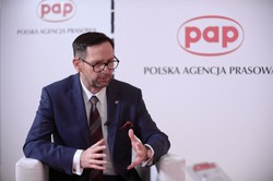 Obajtek: W listopadzie ogłosimy partnera, który przejmie część aktywów Lotosu