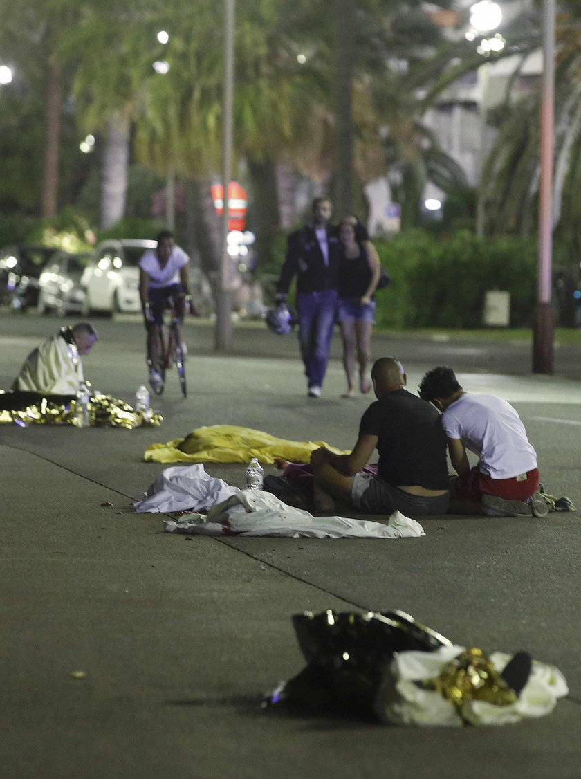 Ludzie świata sportu łączą się w bólu po zamachu w Nicei
