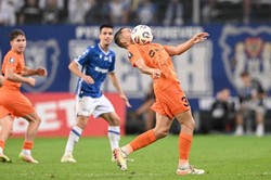 Ławniczak strzelił najpiękniejszego gola w karierze. Sensacyjna porażka Lecha Poznań