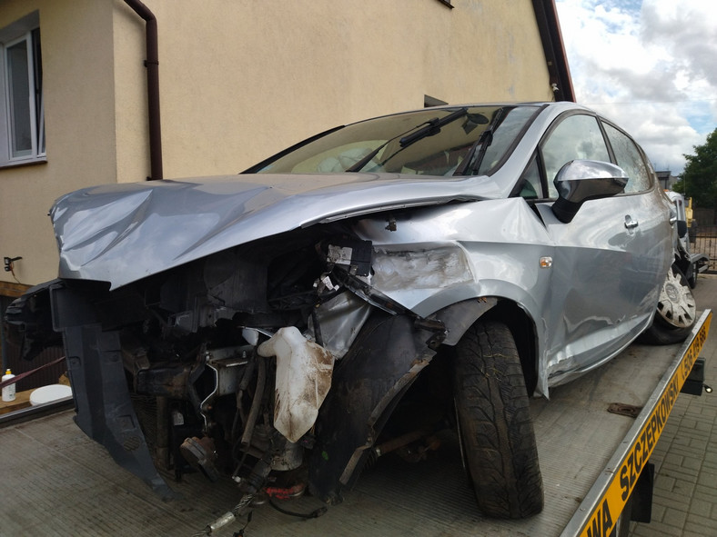 Seat Ibiza po wypadku na S7