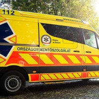 Lemászott az árokba a 40 éves férfi, majdnem családi tragédia lett a vége
