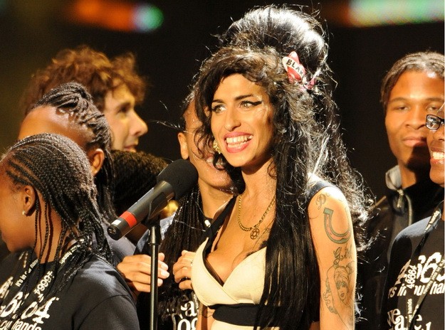 35539_amy-winehouse-600x-d0002DDA475d6313bf8be