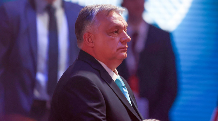 Orbán Viktor megérkezett / Fotó: Zsolnai Péter