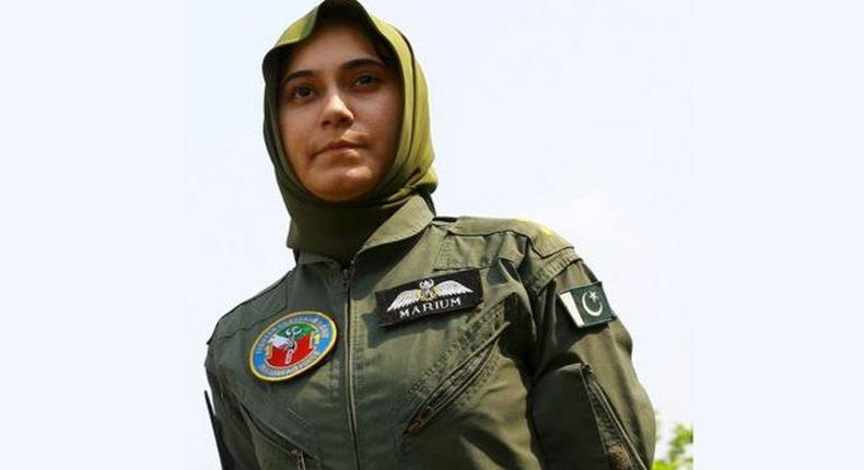 Pakistani fighter jet crashes killing female pilot