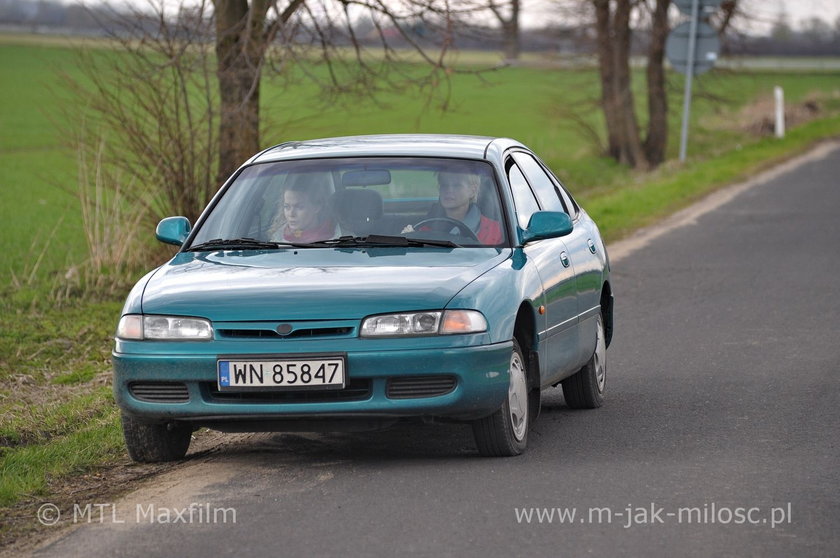 Zielona Mazda Hanki Mostowiak