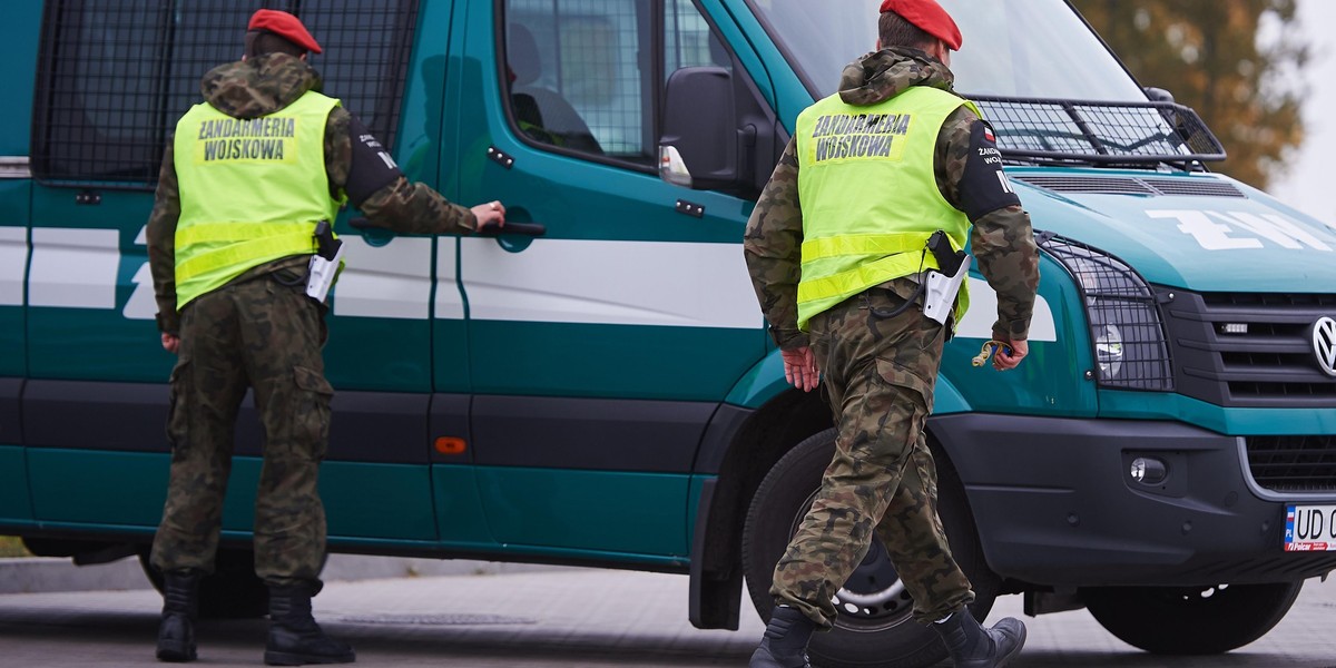 Żandarmeria Wojskowa na ulicach Warszaw