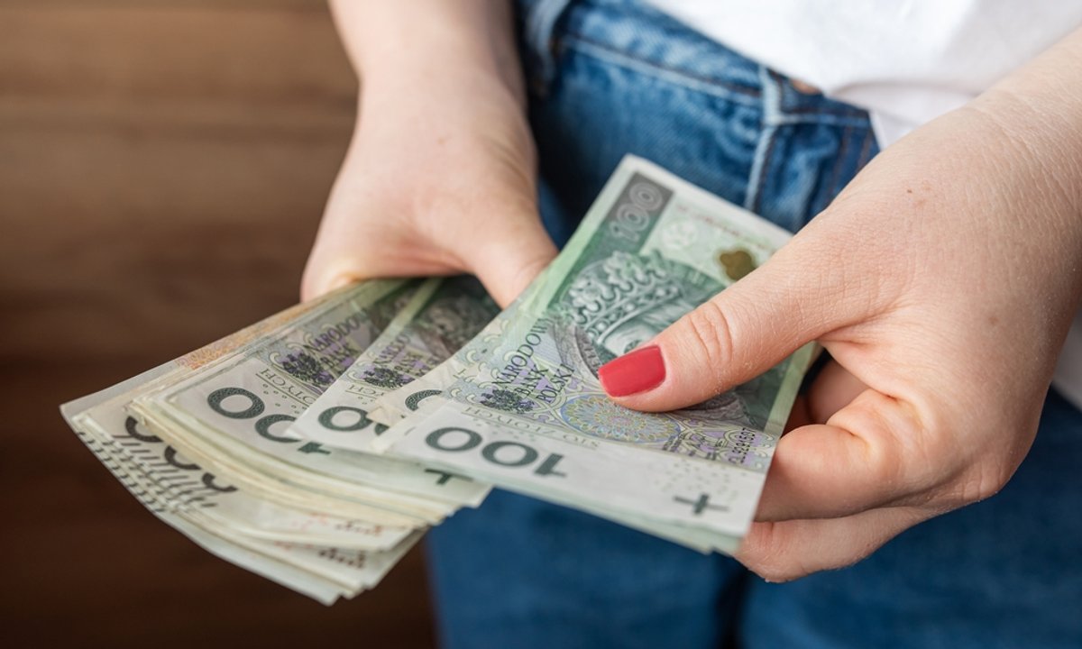 Zmieniły się zasady 800 plus. ZUS odrzucił już tysiące wniosków cudzoziemców