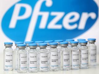 Komisja Europejska porozumiała się z firmami Pfizer i BioNTech ws. dostaw szczepionek. Polsce może przypaść od ok. 17 do 25,5 mln dawek