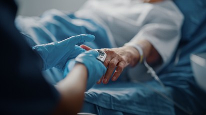 Ilyen a halálhoz vezető út - jelek, hogy valakinél közeleg a vég