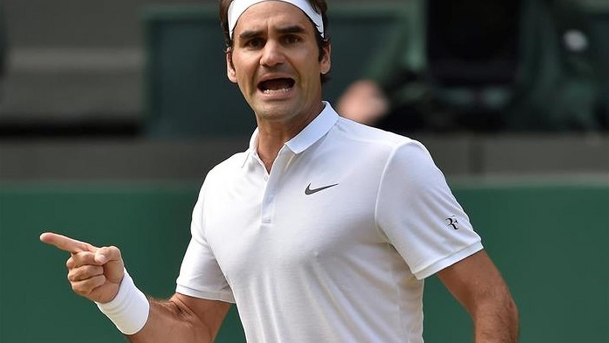Roger Federer obronił trzy piłki meczowe i awansował do półfinału Wimbledonu. - Walczyłem, próbowałem, wierzyłem. I doczekałem się zwycięstwa - cieszył się szwajcarski maestro, który na etapie najlepszej ósemki po epickim pojedynku wyeliminował Marina Cilicia 6:7 (4-7), 4:6, 6:3, 7:6 (11-9), 6:3.
