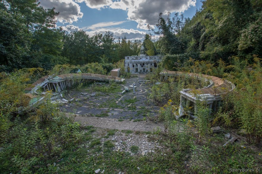 Zdewastowany Park Miniatur Sakralnych, Wrzesień 2022 r.