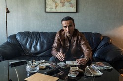 Ten nowy serial kryminalny jest inny niż wszystkie. Stoi za nim członek rodziny mafijnej