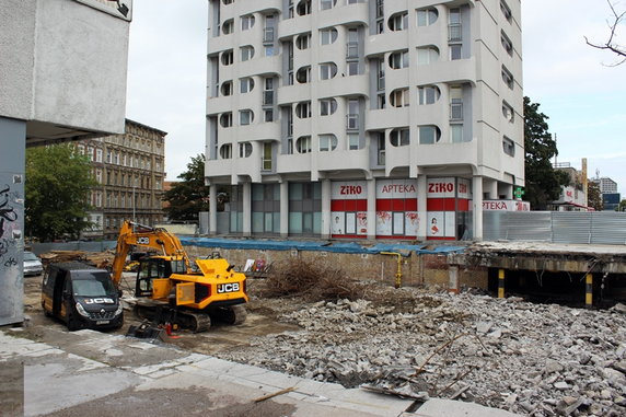 "Manhattan" na pl. Grunwaldzkim we Wrocławiu