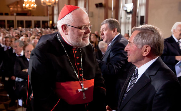 Przewodniczący niemieckiego Episkopatu broni polityki migracyjnej Merkel. "Potrzebna nam jest kultura współżycia"