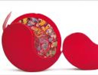 Bibliofilskie rarytasy:ustawa o VAT w skórzanej oprawie, tomik poezji pachnący konwaliami