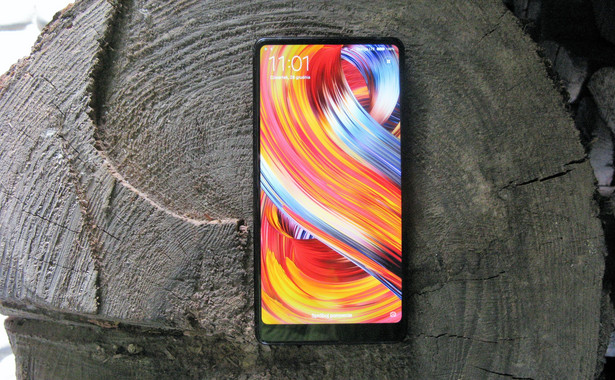 Xiaomi Mi Mix 2, czyli smartfon pół na pół [TESTUJEMY]