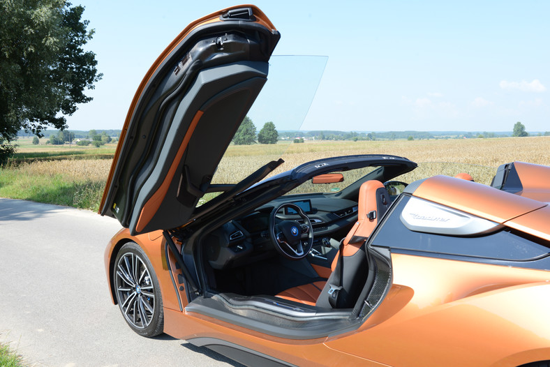 BMW i8 Roadster