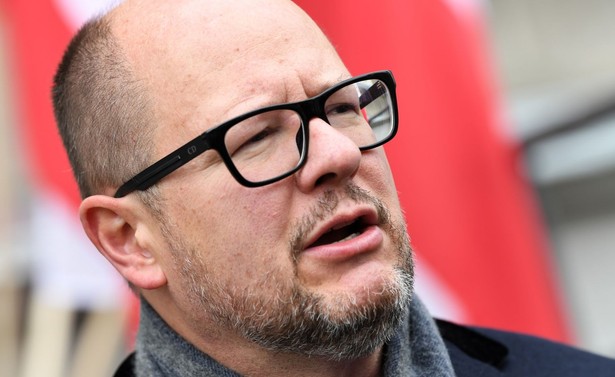 Adamowicz w 2002 roku był współzałożycielem Platformy Obywatelskiej.