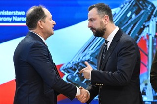 Szef MON podpisał umowę na zintegrowany system dowodzenia obroną przeciwlotniczą i przeciwrakietową IBCS dla programów WISŁA I NAREW