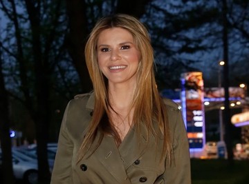 Vino od 600 evra, dijamantska ogrlica od 50.000 i tamna venčanica: Venčanje Meline Džinović i Džefrija Arnolda u brojkama