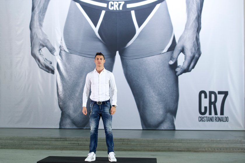 Cristiano Ronaldo w samych majtkach