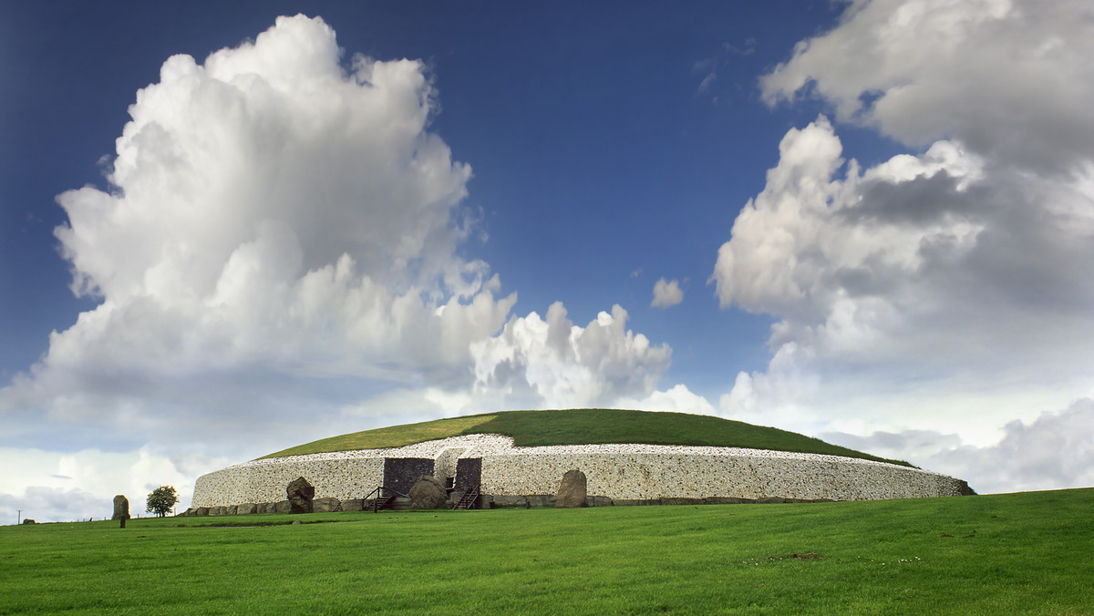 Newgrange - tajemnicza budowla starsza od Stonehenge