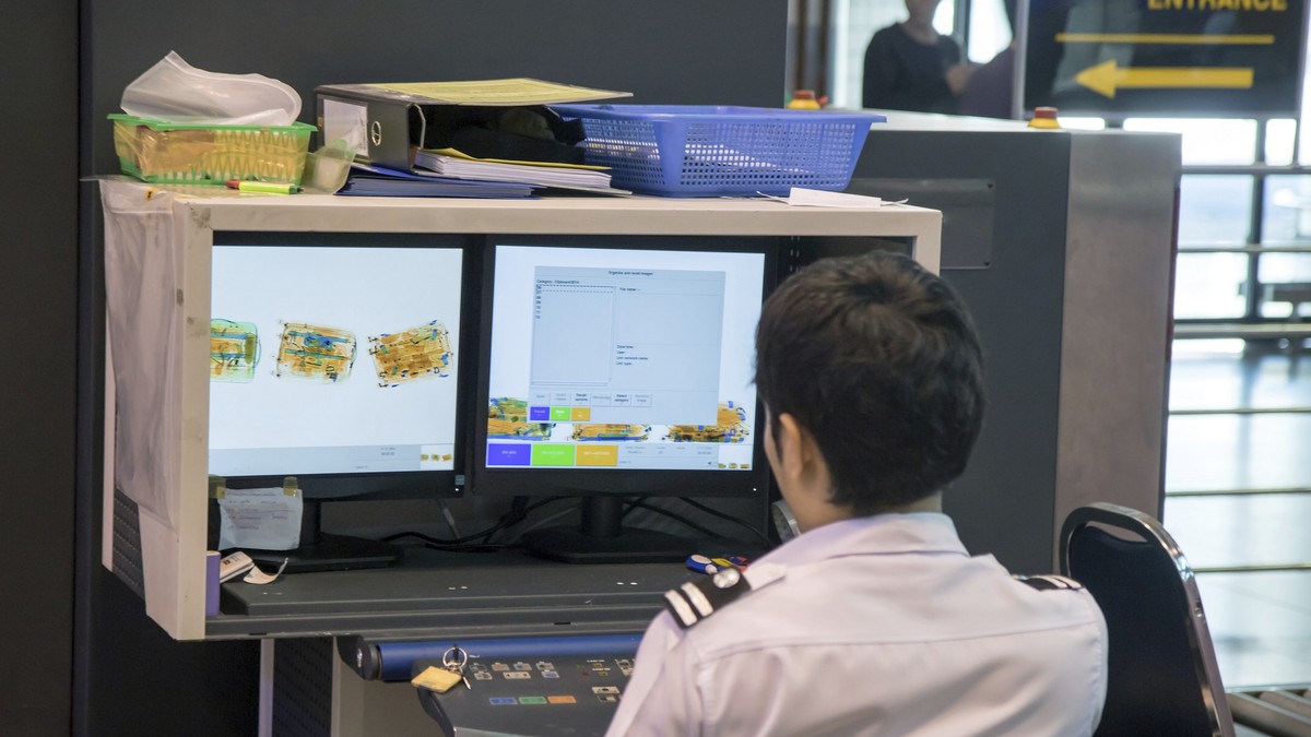 Provera na aerodromu