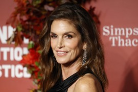 Sindi Kraford danas slavi 59 rođendan, a još ima telo supermodela! 30 godina pridržava se istog režima ishrane - donosimo jelovnik