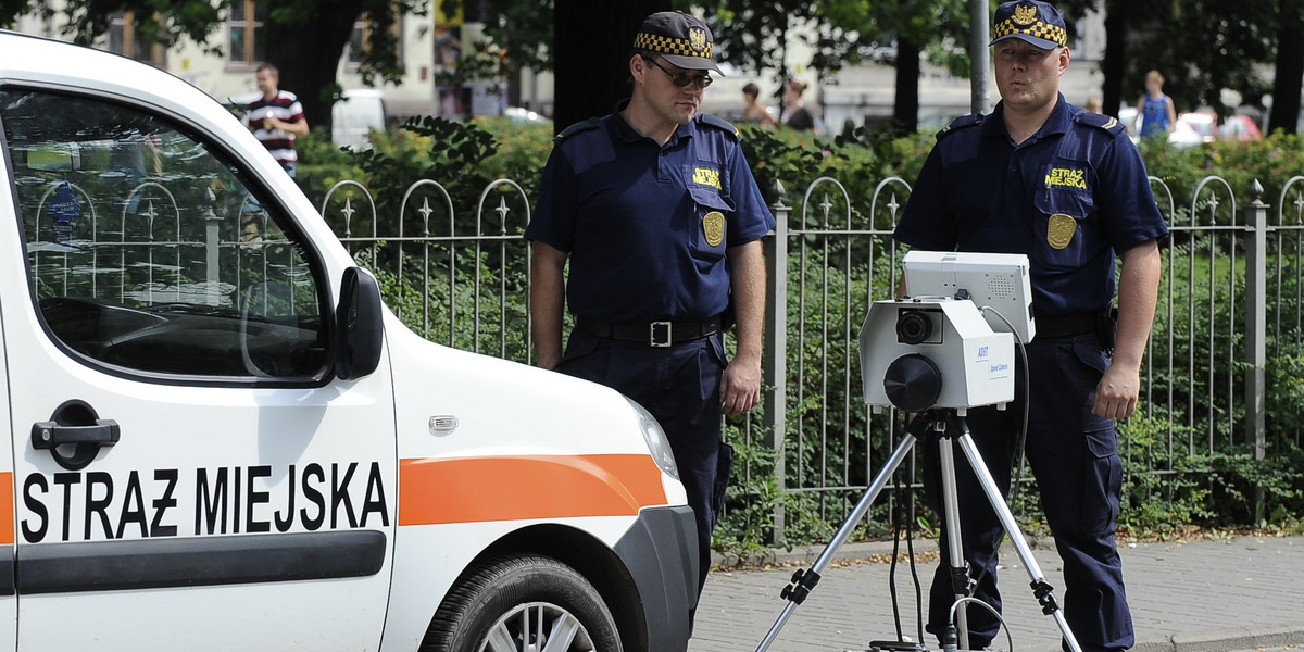 Straż Miejska łapie kierowców na radar w Rudzie Śląskiej.