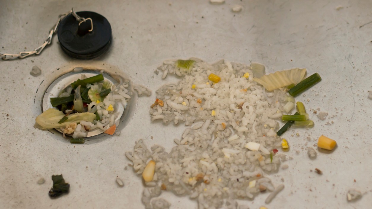 Dávajte si pozor na to, čo končí v odtoku.