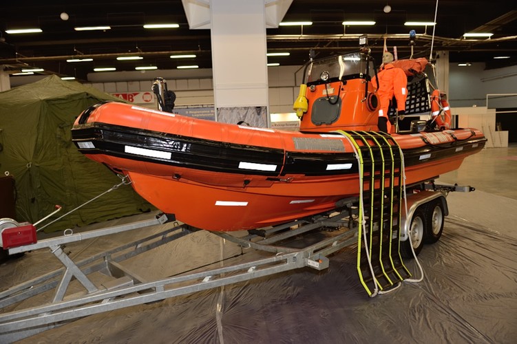 Szybka Łódź Ratownicza SŁR-6200 <br><br>fot. Sławomir Mrowiński