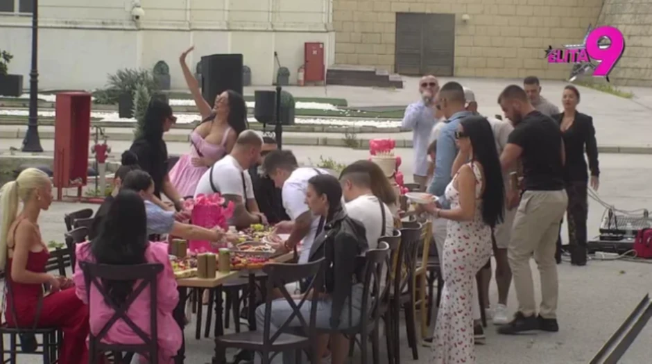 Gala slavlje 30. rođendana Maje Marinković u Eliti: Stiglo šest torti