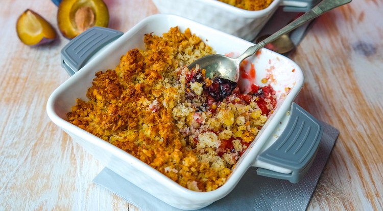 Szilvás crumble recept / Fotó: Ringier