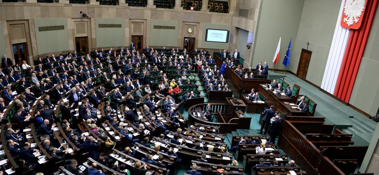 Komisja przyjęła projekt ustawy w sprawie zasad inwigilacji