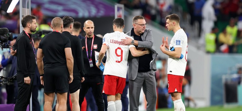 30 milionów dla piłkarzy. Co powinno się stać z tymi pieniędzmi? [SONDA]