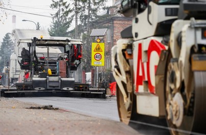 Warszawa ma już 100 mln zł na naprawę dróg. A to dopiero początek. Szykuje się kolejny rok remontów!