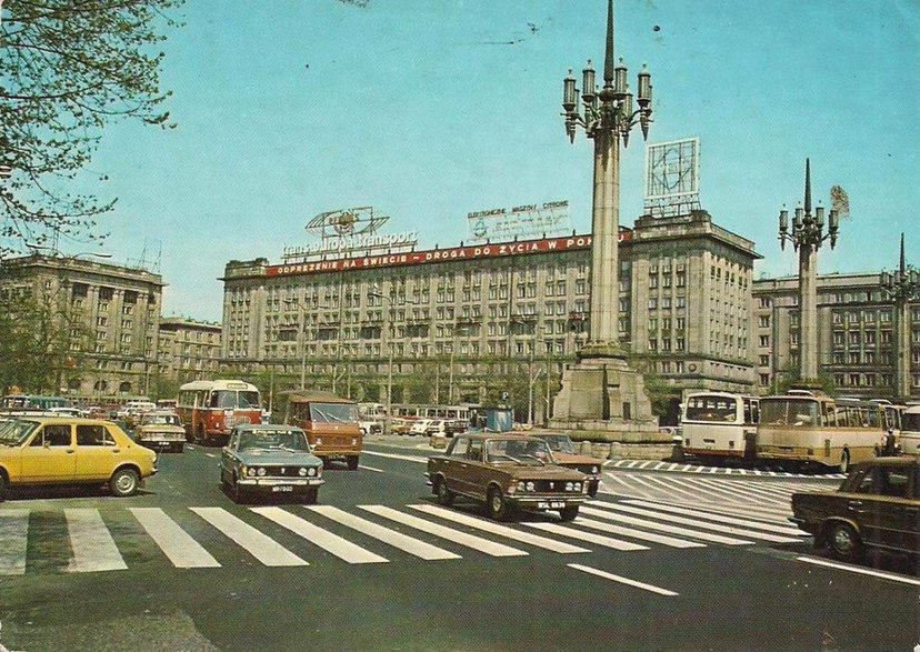 Plac Konstytucji, lata 70.